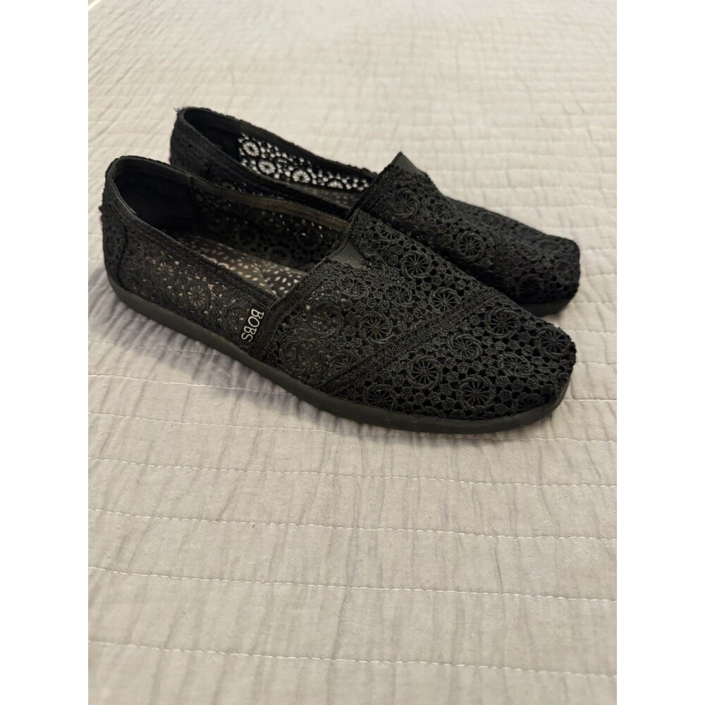 BOBS Women’s Size 9 Black Floral Lace Slip-On Flats Round Toe Rubber Sole